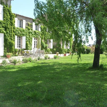 Domaine De La Queyssie Bed & Breakfast Saussignac Ngoại thất bức ảnh