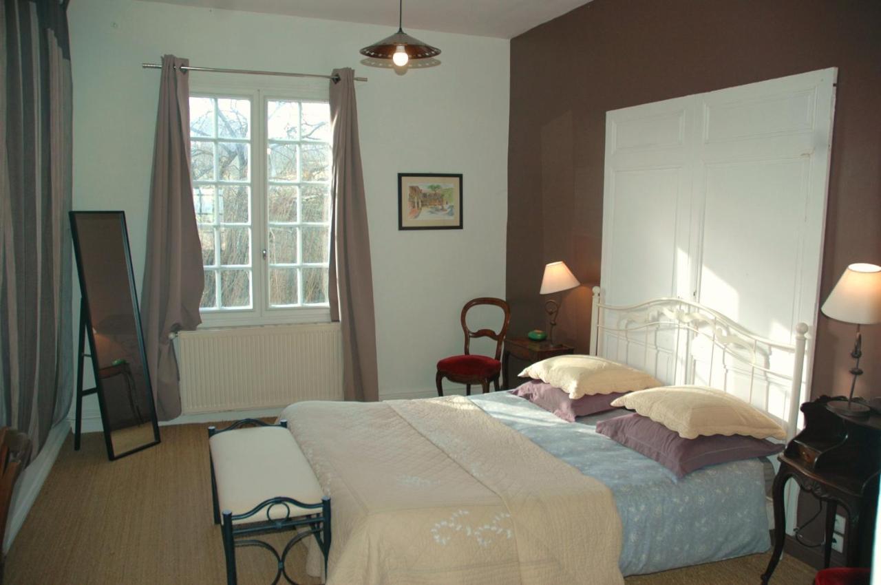 Domaine De La Queyssie Bed & Breakfast Saussignac Ngoại thất bức ảnh