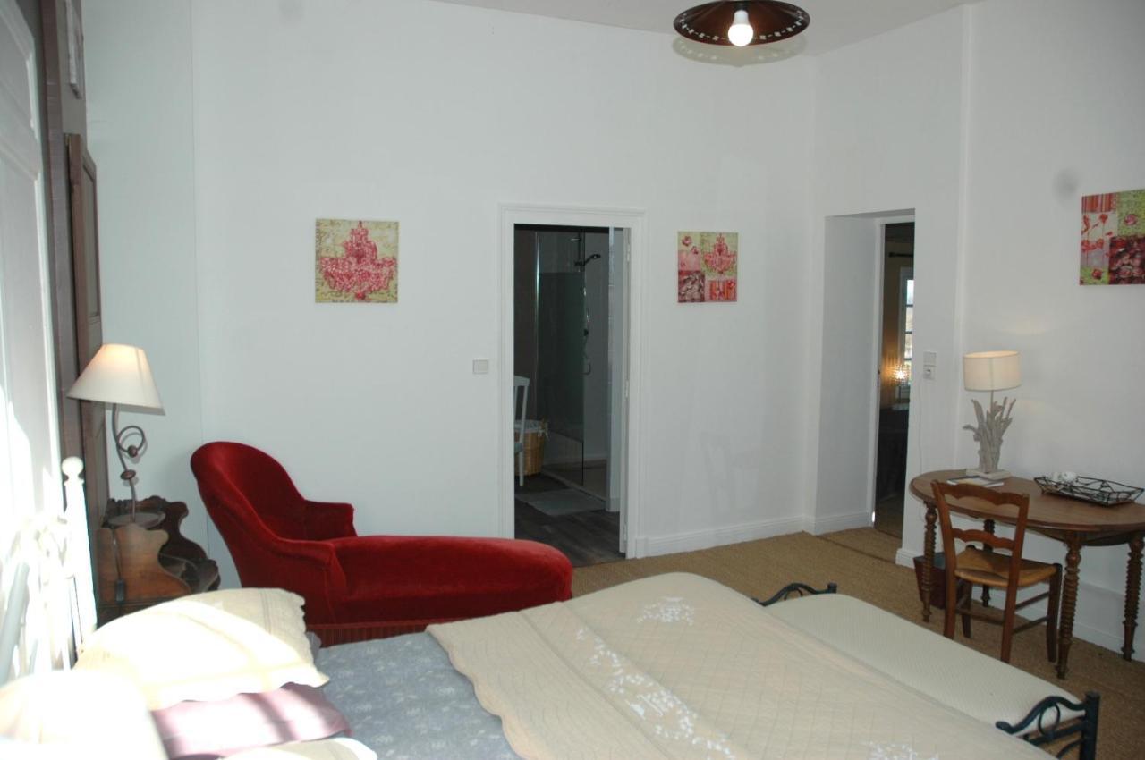 Domaine De La Queyssie Bed & Breakfast Saussignac Ngoại thất bức ảnh