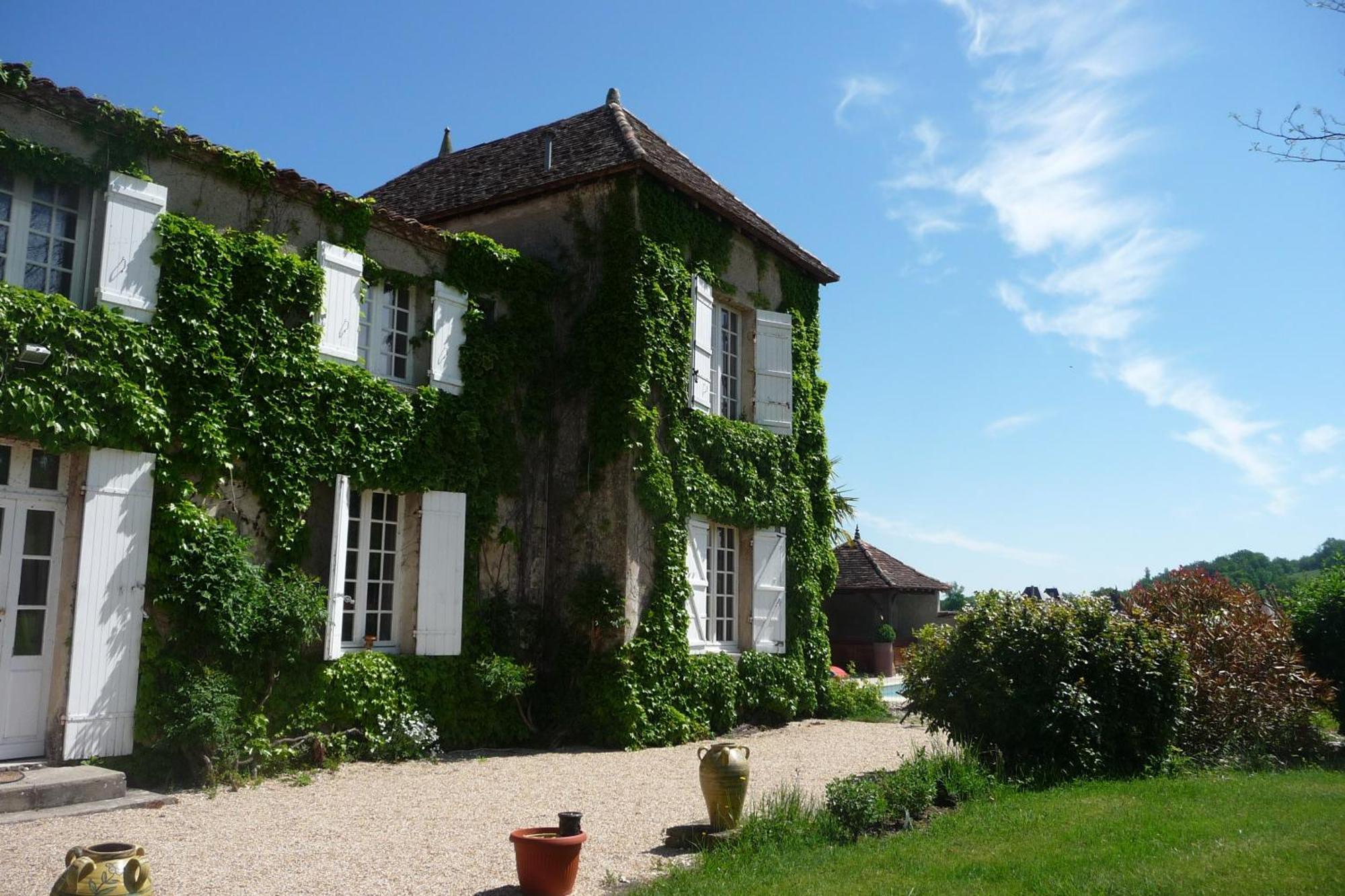 Domaine De La Queyssie Bed & Breakfast Saussignac Ngoại thất bức ảnh