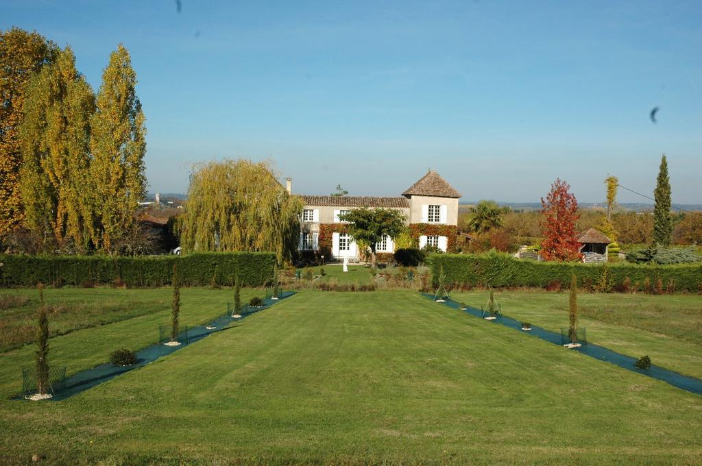Domaine De La Queyssie Bed & Breakfast Saussignac Ngoại thất bức ảnh